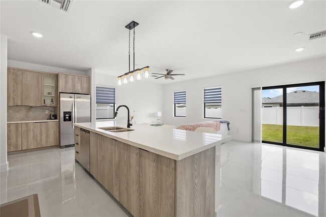 Building Photo - 6337 Chorus Dr