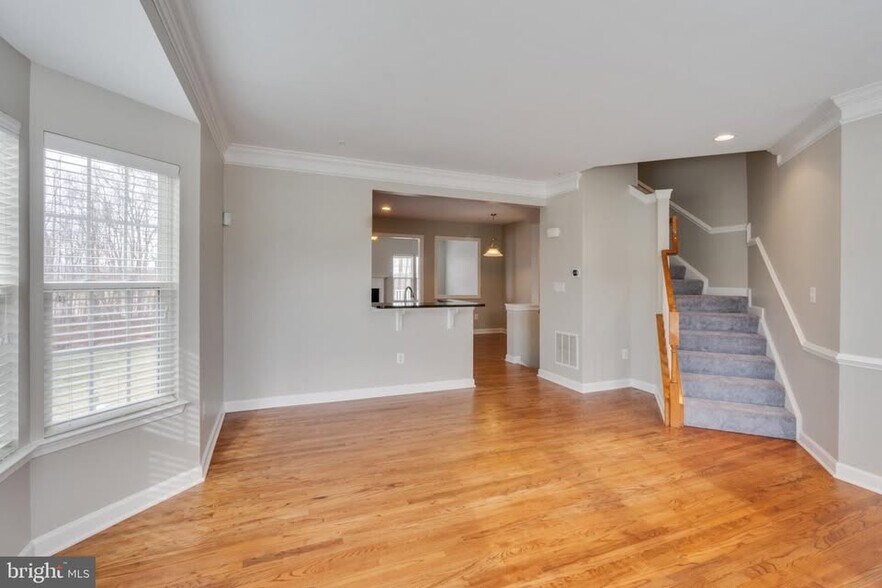 Building Photo - 9684 Atterbury Ln