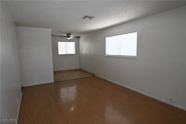Building Photo - 2301 Stewart Ave