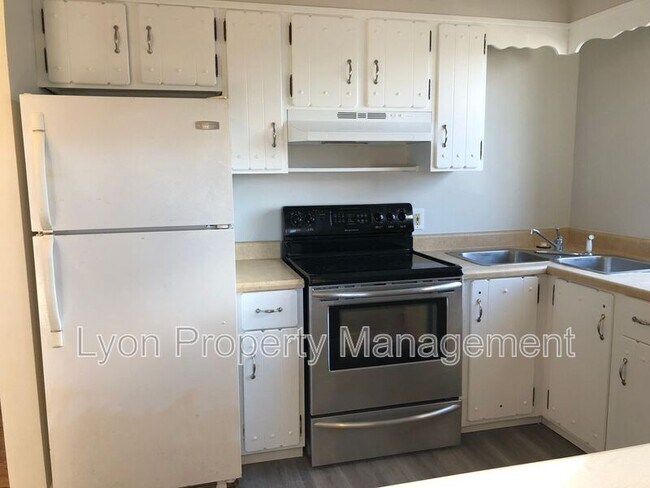 Building Photo - 1000 Willett Ave