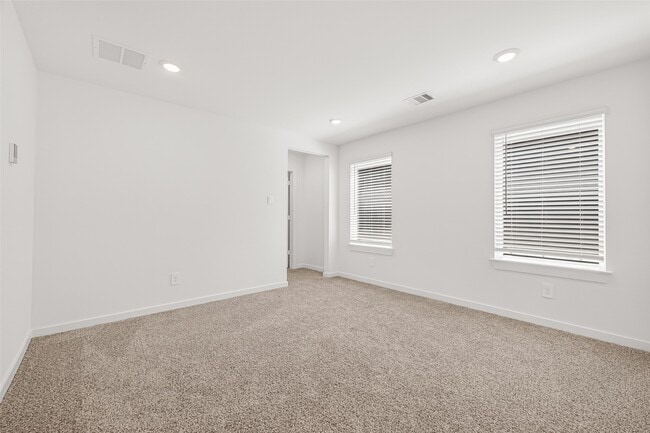 Building Photo - 3523 Adelie Ln