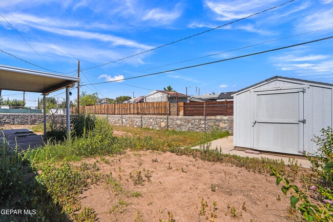 Building Photo - 9532 Waverly Dr