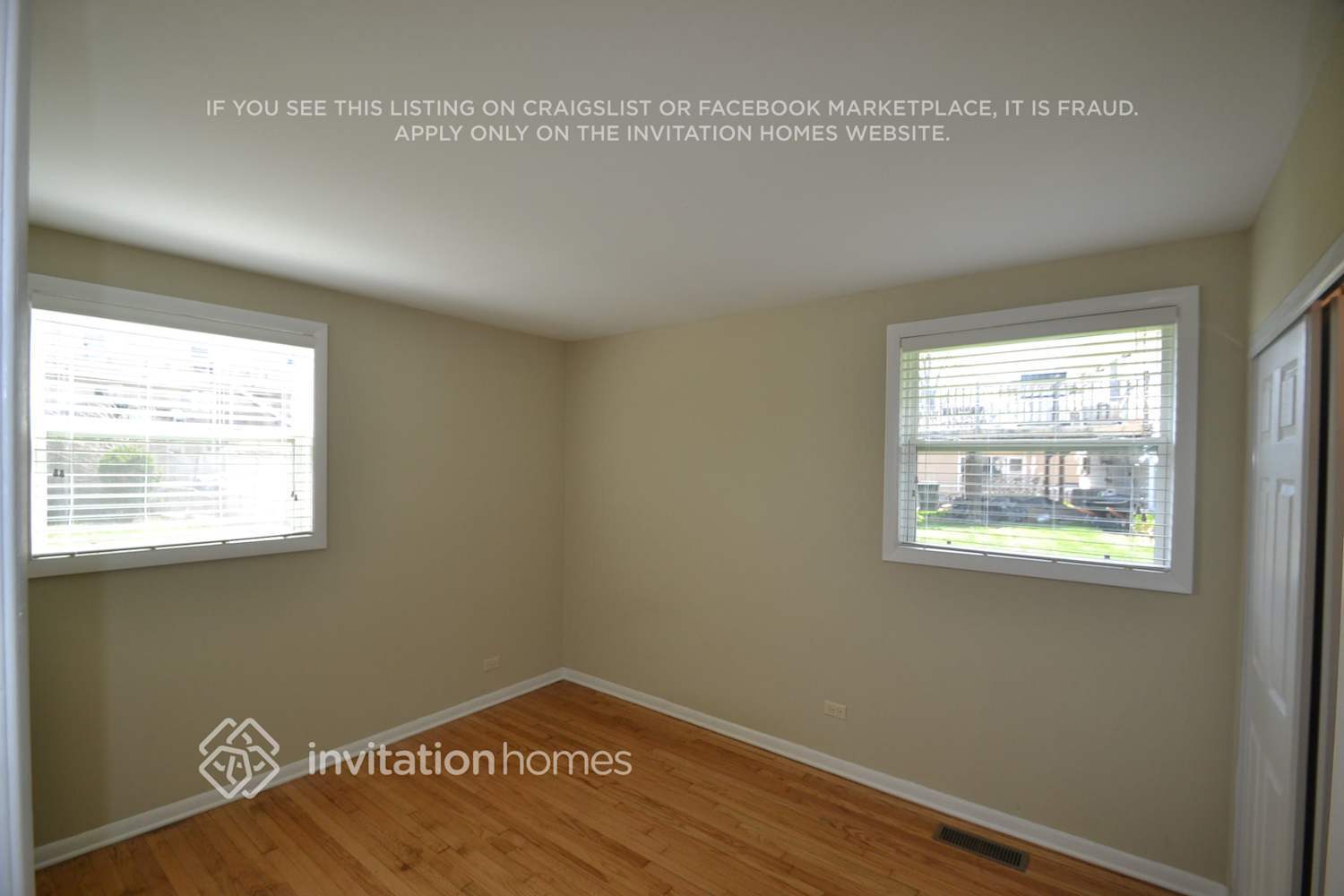 Building Photo - 2401 Birch Ln