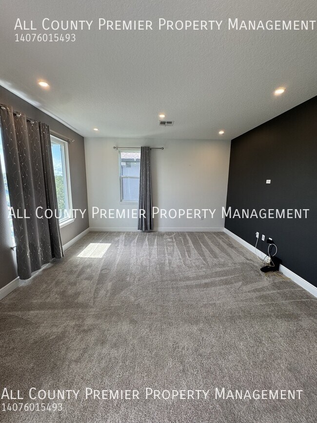 Building Photo - 10235 Austrina Oak Lp