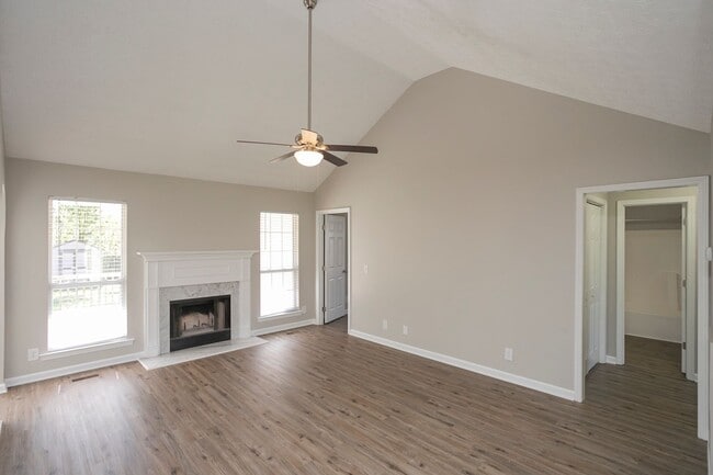 Building Photo - 112 Heritage Dr
