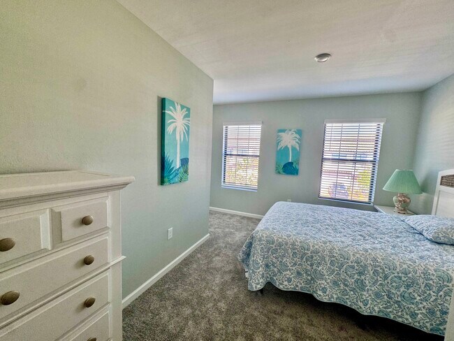 Building Photo - 1516 Fells Cove Ln