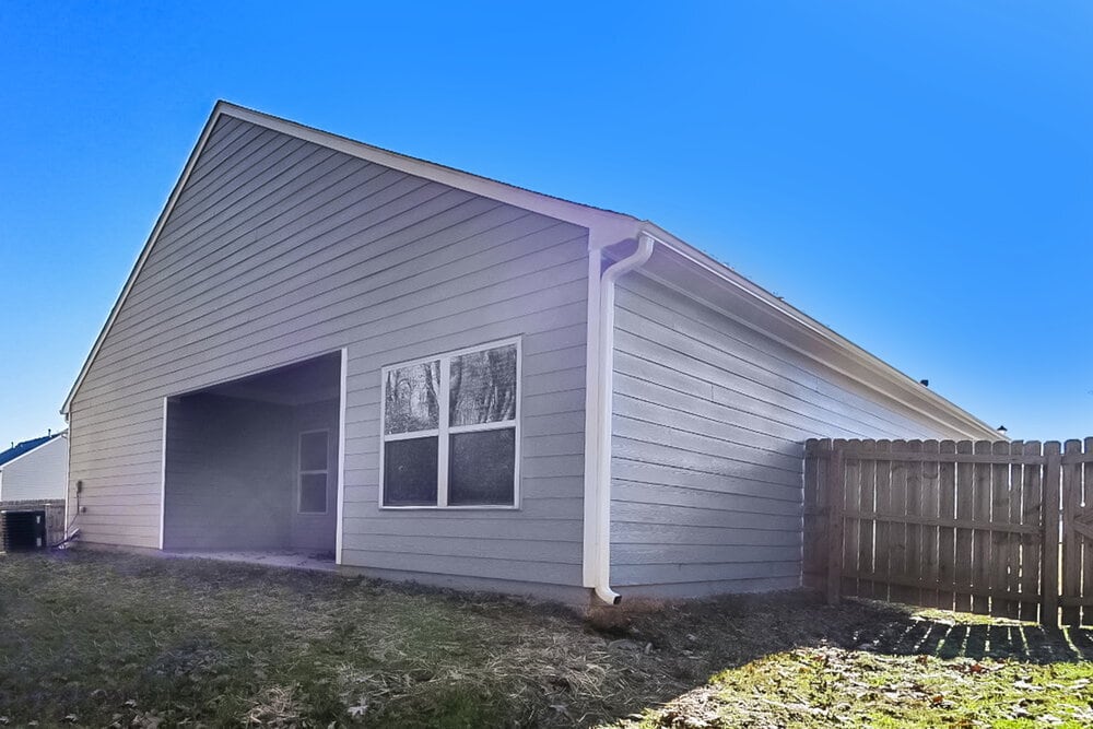 Building Photo - 3517 Mica Cir SE