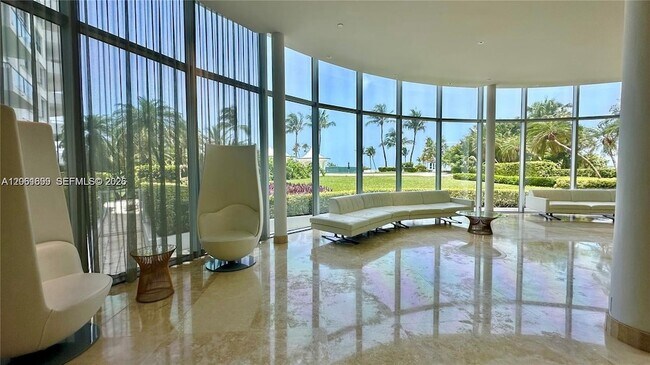 Building Photo - 5161 Collins Ave