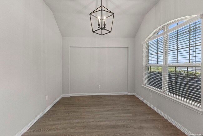 Building Photo - 15007 Gelding Hts