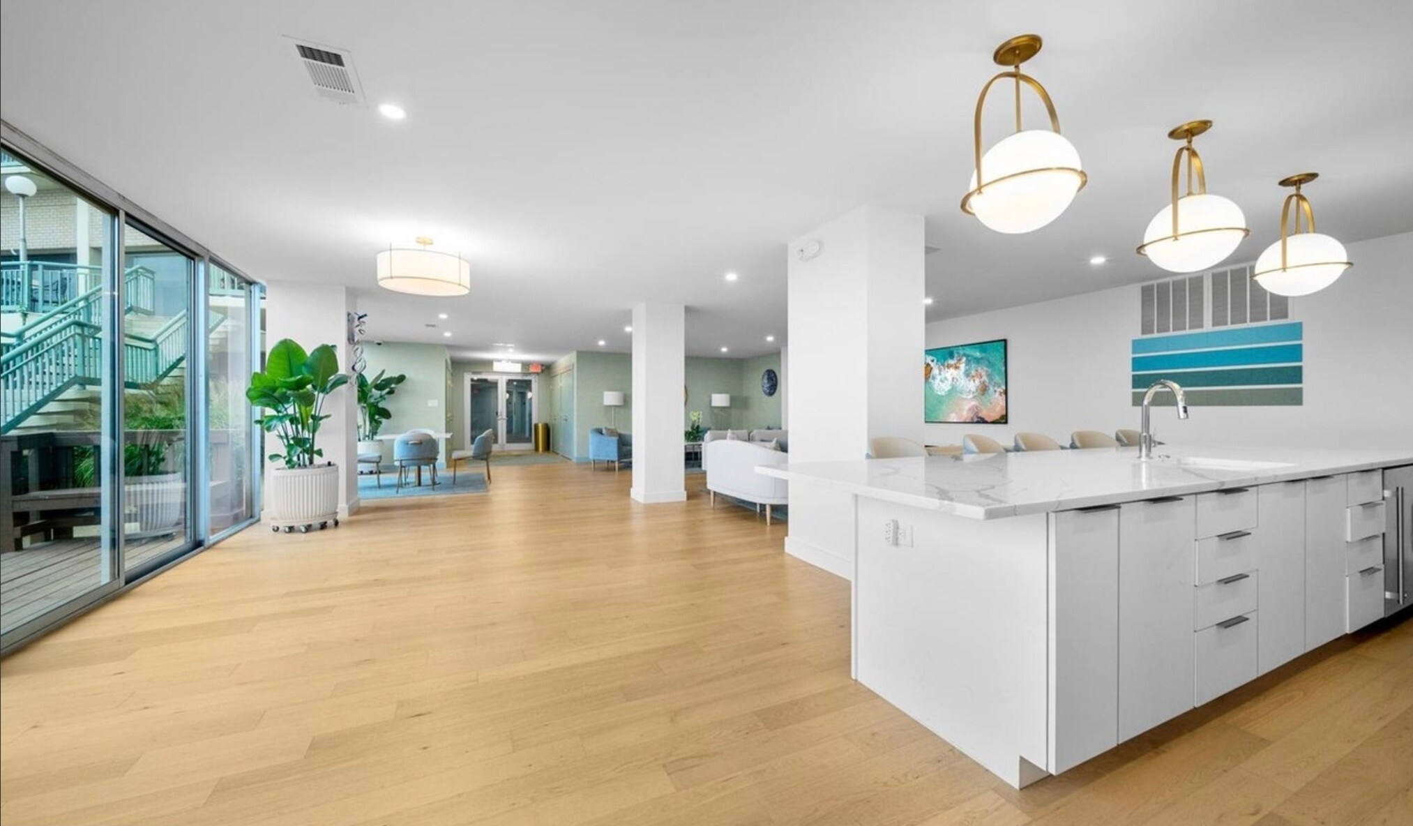 Community area - 501 Slaters Ln