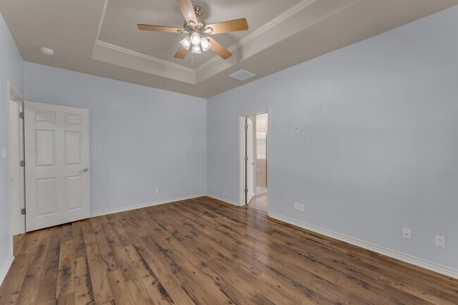 Building Photo - 145 Chaumont St