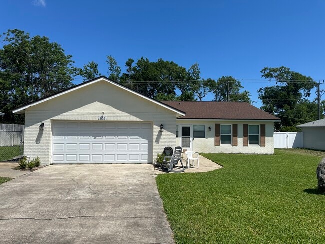Building Photo - 108 Pinion Cir