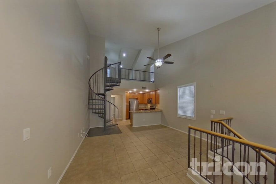 Building Photo - 1353 S Sabino Dr