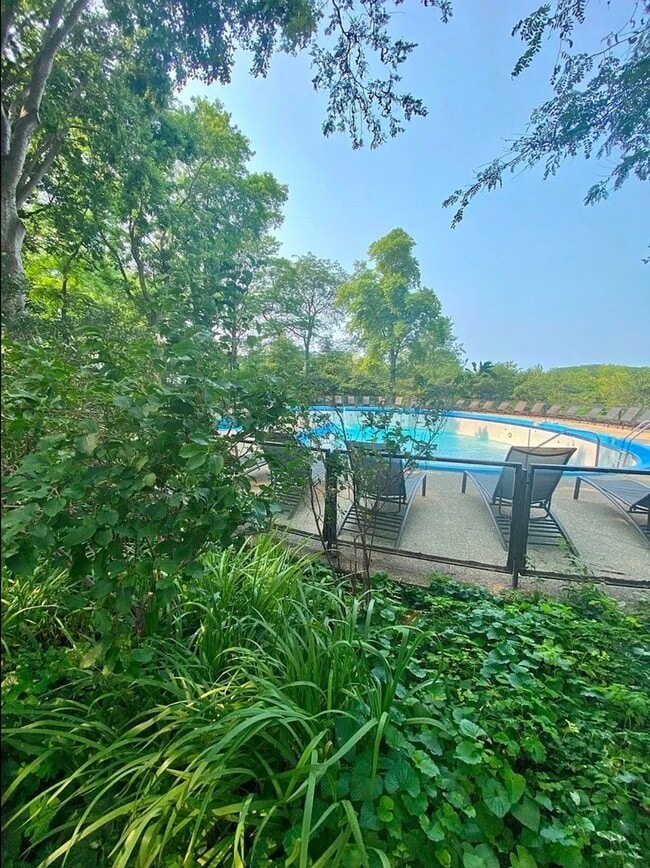 Building Photo - 505 N Lake Shore Dr