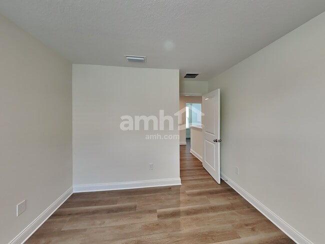 Building Photo - 1079 Grafton Ridge Dr