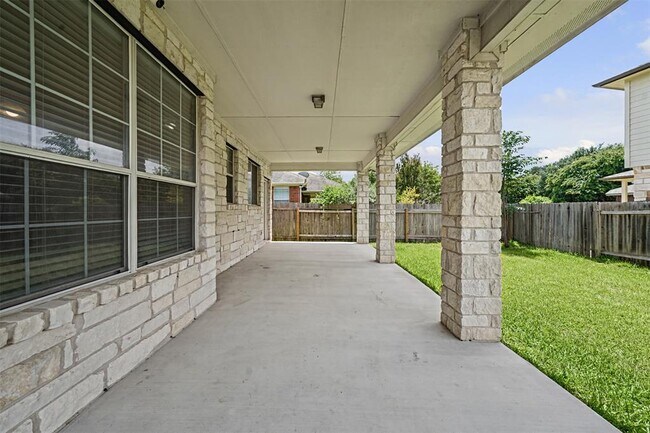 Building Photo - 15417 Staked Plains Loop