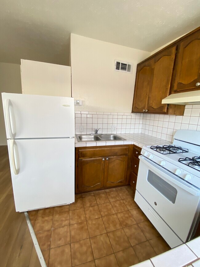 Building Photo - 14833 Friar St