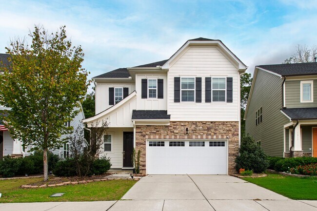 Building Photo - Live Beautifully in This Upgraded 4-Bedroom Home in Apex!