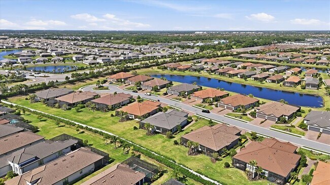 Building Photo - 4733 Tortona Ct