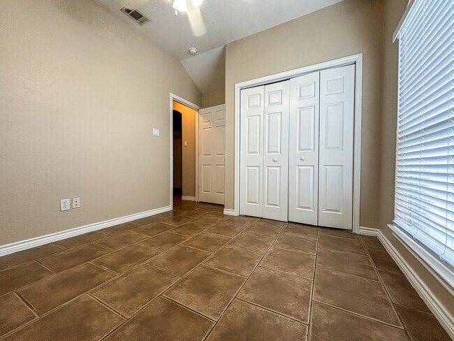 Building Photo - 3028 Douglas Fir Dr