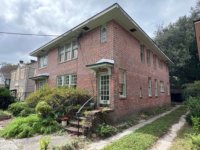 Building Photo - 3681 Hedrick St