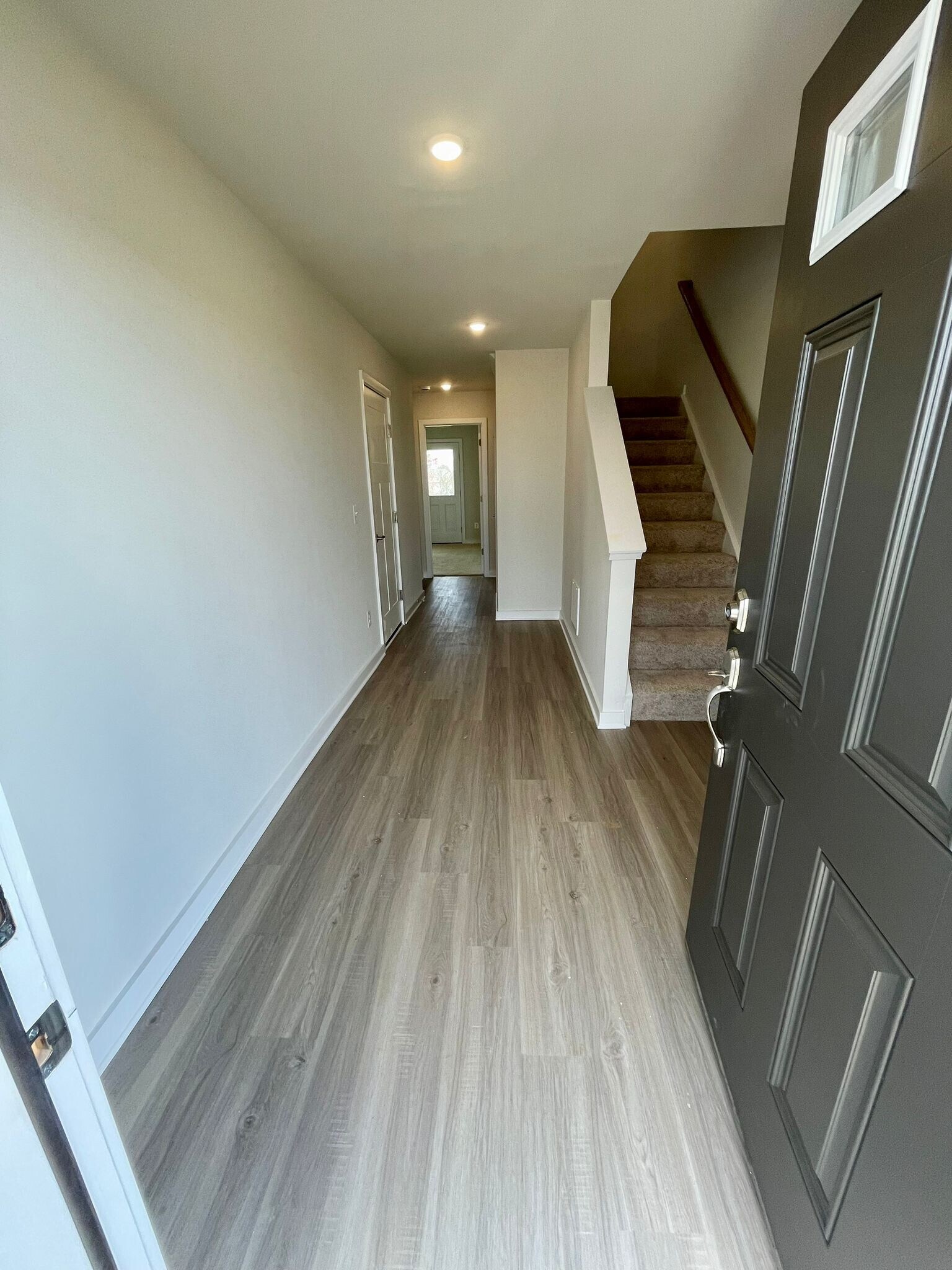 Building Photo - 34 Sumter Ave