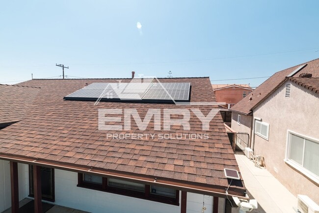 Building Photo - 4743 Levelside Ave