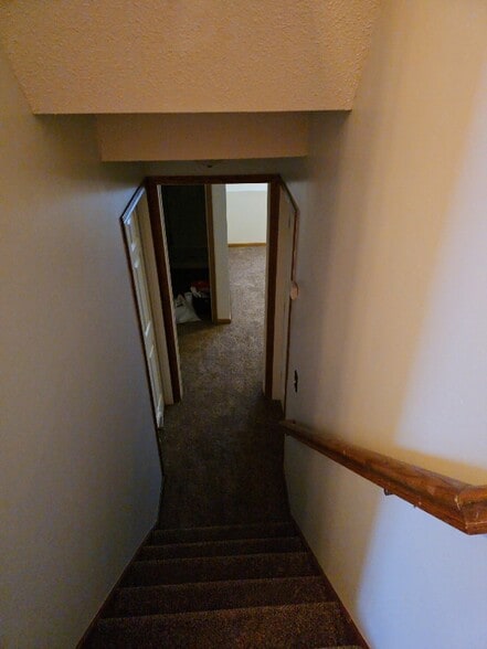 Building Photo - 801 Cedar St SW