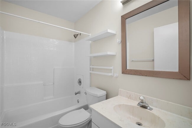 Building Photo - 4080 24th Ave NE