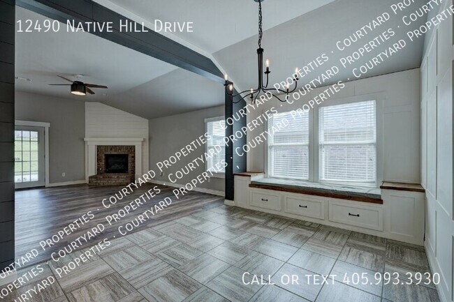 Building Photo - 12490 Native Hill Dr