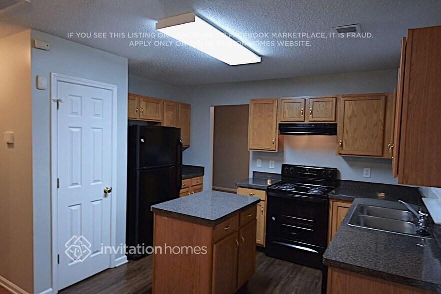 Building Photo - 1702 Prism Pl