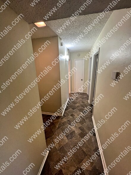 Building Photo - 441 Harding Pl