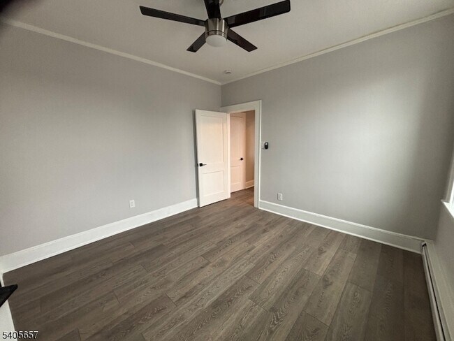 Building Photo - 230 Watchung Ave