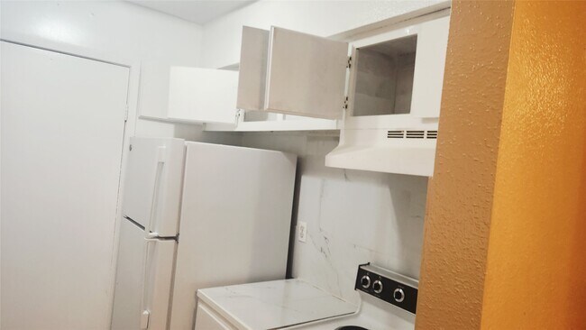 Building Photo - 12511 Ashford Meadow Dr