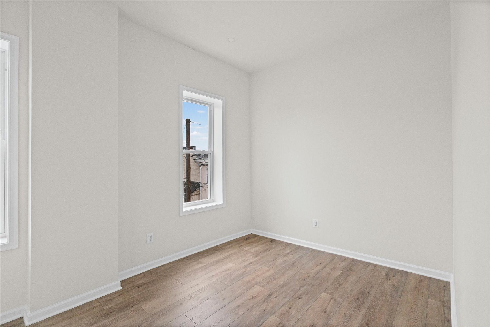Building Photo - 1723 E Lombard St