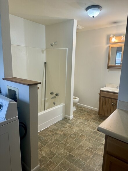 Building Photo - 1203 Indiana Ave