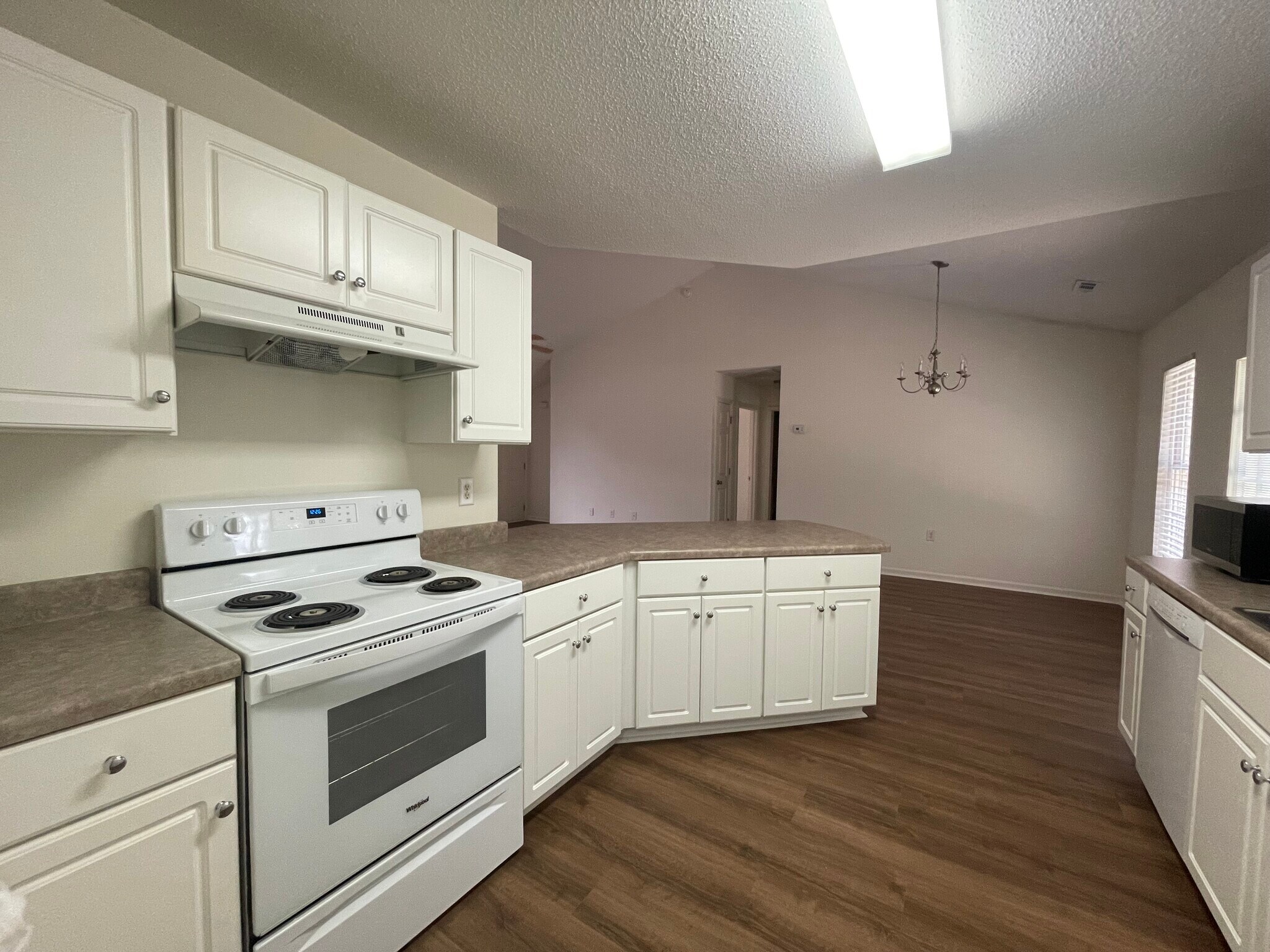 Building Photo - 1547 Cedar Rock Church Rd