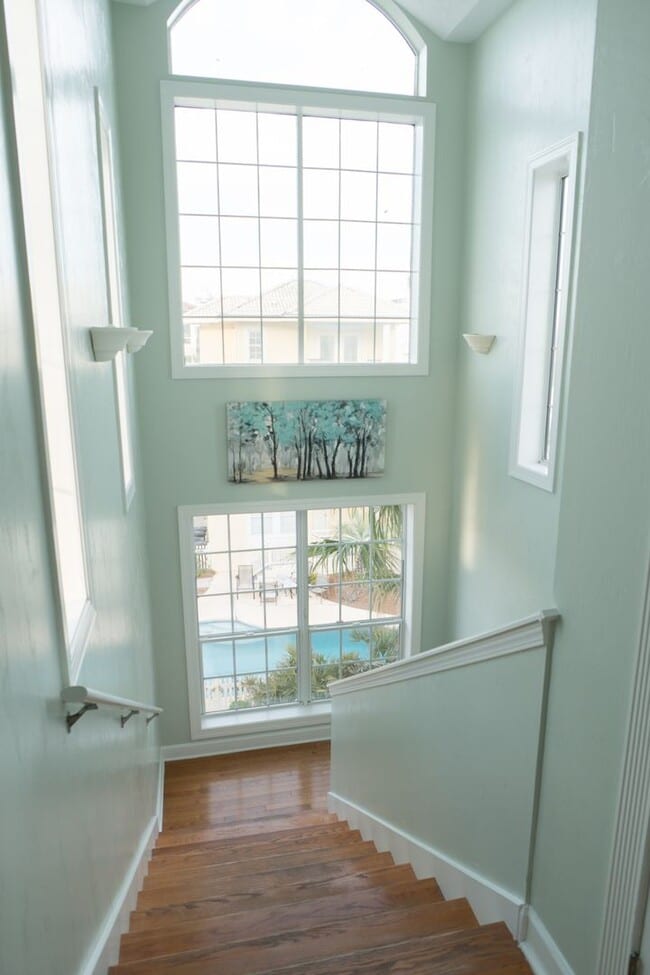 Building Photo - Beautiful 7-Bedroom Beachfront Home on 30A