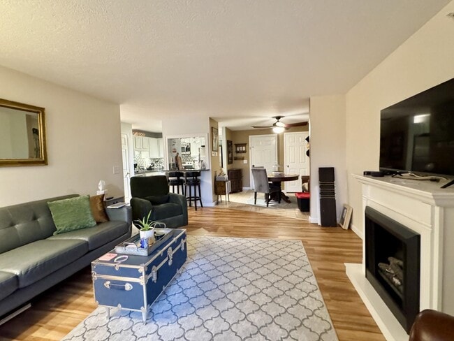 Building Photo - 19 Saco St