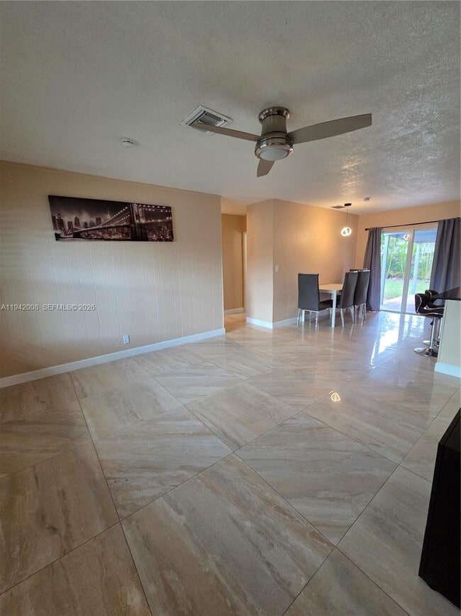 Building Photo - 6270 NW 14th St