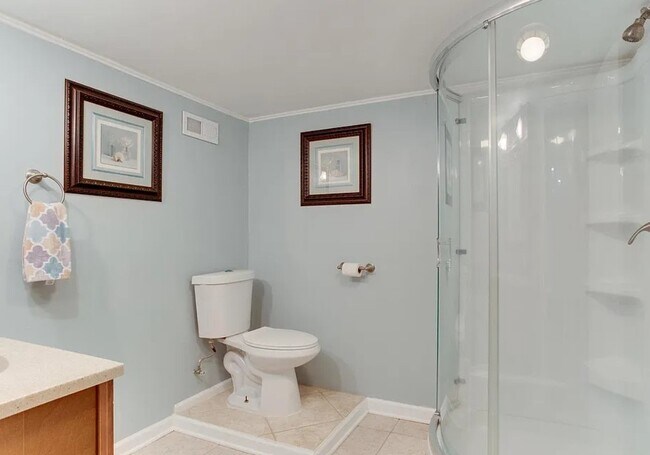 Building Photo - 735 Reckord Rd