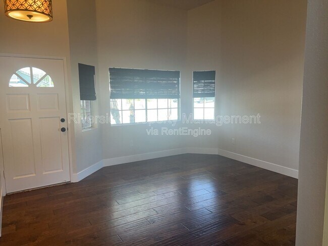 Building Photo - 2861 Carma Ct