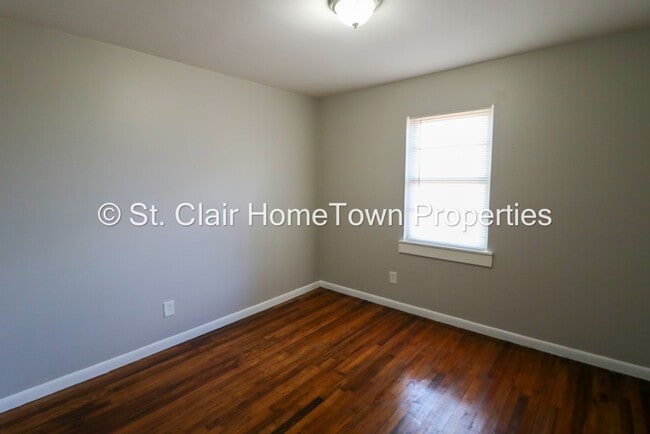 Building Photo - Adorable Pell City Home