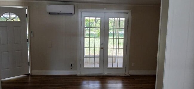 Building Photo - 710 SE 170th Ave