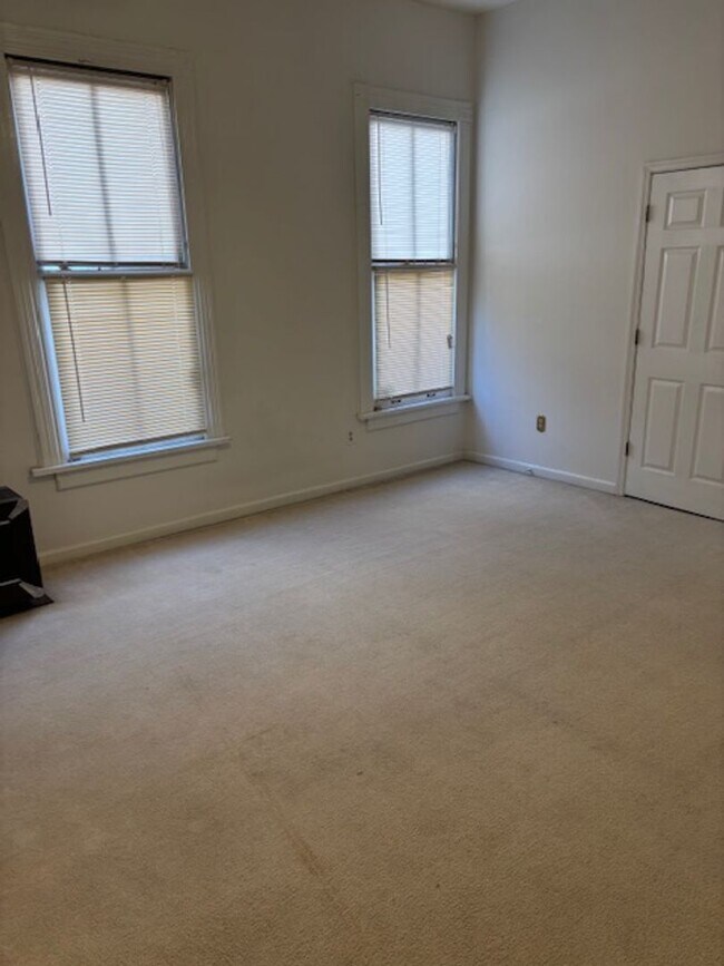 Building Photo - The Ideal Space to Balance Life, Work and Play.