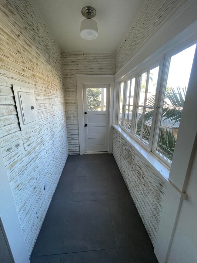 Building Photo - 1234 24th St