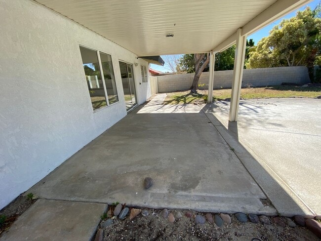 Building Photo - 68305 Encinitas Rd