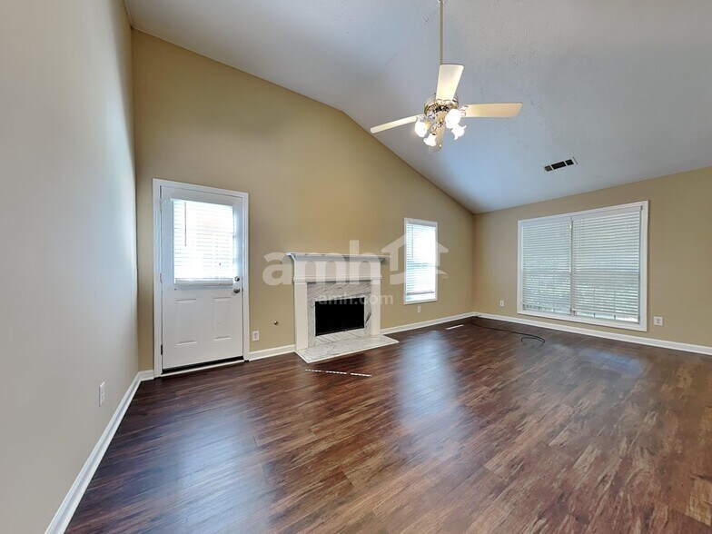 Building Photo - 2128 Galleon Way