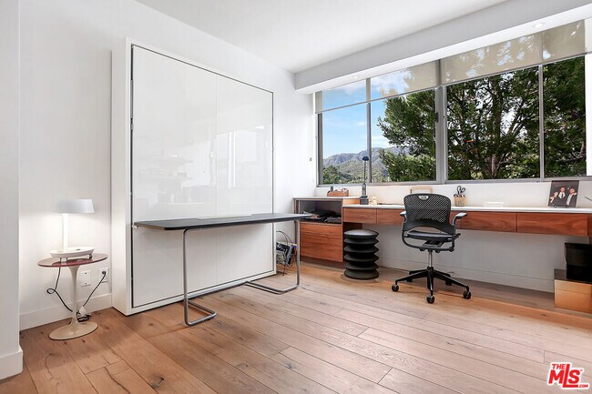 Building Photo - 17352 Sunset Blvd