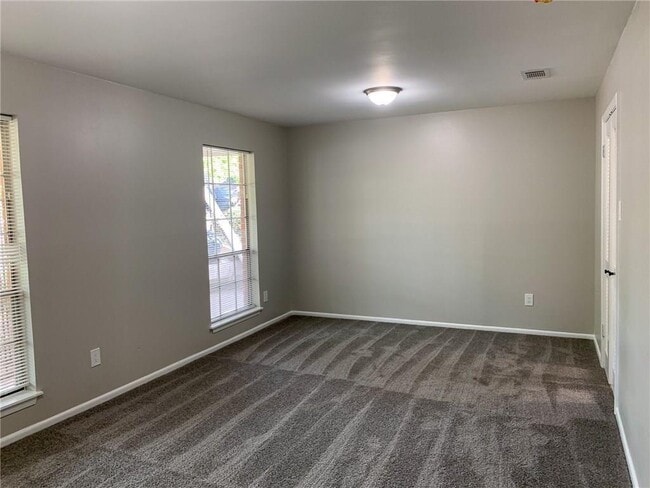 Building Photo - 11303 Titian Dr